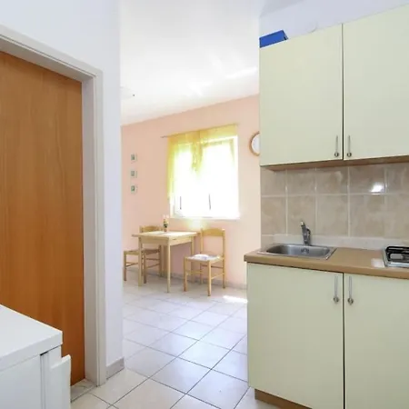 Studio In Rogoznica With Balcony, Air Conditioning, Wi-fi